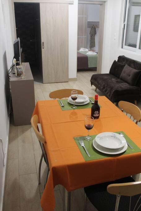 Ranias'S House 2 Apartment Pireu Exterior foto